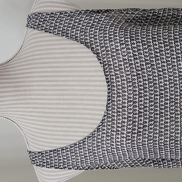 Old Navy, Size L Black White Patterned Sheer Tank, Excellent Used Condition - Picture 2 of 11